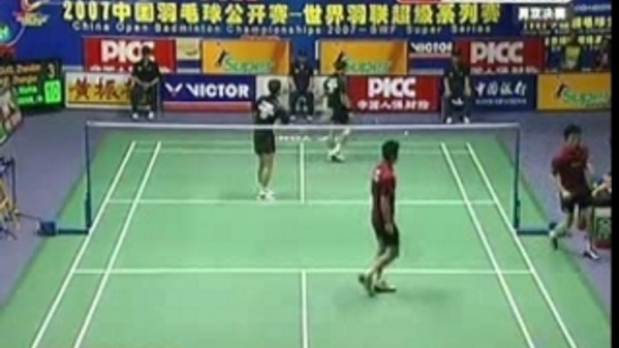 BADMINTON 2007 China Open MD Final game 1