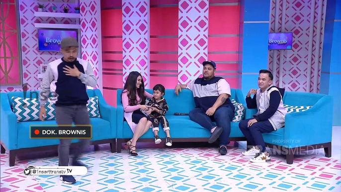 INSERT -  Ayu Ting-Ting Bingung Pilih Shaheer Sheikh Atau Emre Kivilcim?