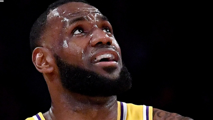 LeBron James SAVAGELY Trolled On Twitter When He Announced Q&A During Playoffs!
