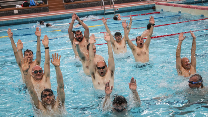 VIDEO. Tours : les hommes dans le grand bain pour le gala de natation artistique