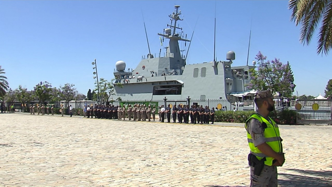 Sevilla preparada para celebrar el Día de las Fuerzas Armadas