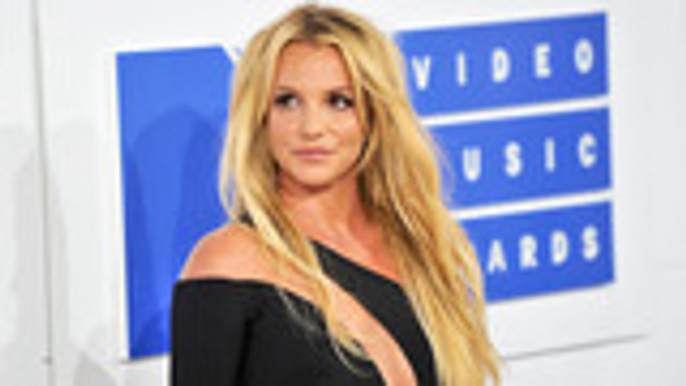 Britney Spears Responds to Theories That She Doesn't Post Her Own Content | Billboard News