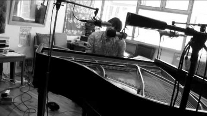 Jack Colwell "Three Ravens" LIVE on the Grand Piano (the AU sessions)