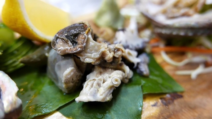 Japanese Street Food - GIANT SEA SNAIL Abalone Sashimi Okinawa Seafood Japan