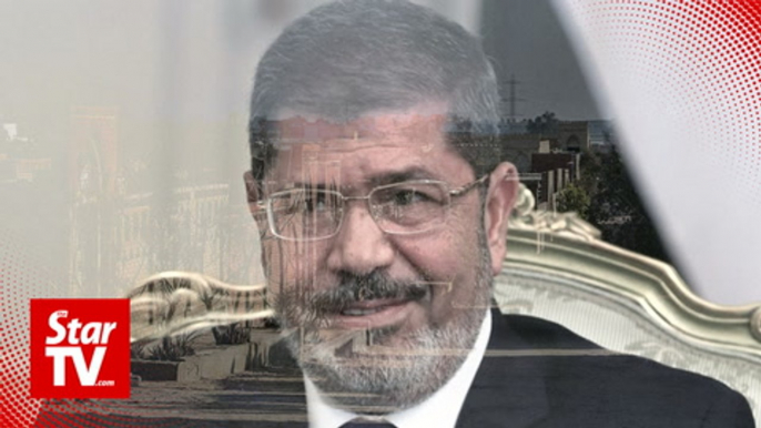 Former Egyptian president Mohamed Mursi buried in Cairo