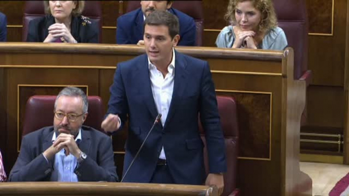 Ciudadanos denuncia una amenaza de Pedro Sánchez tras pedir su tesis: "Os vais a enterar"