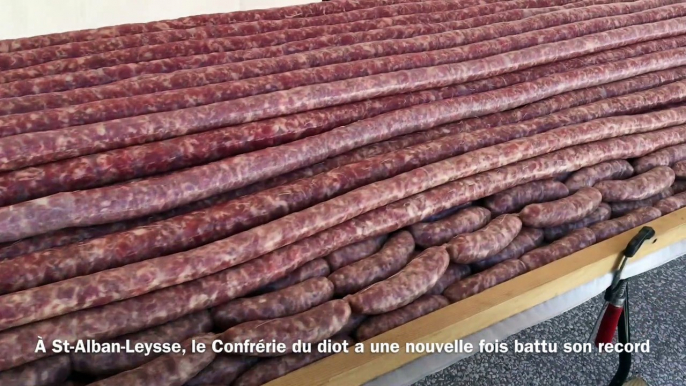 Le record du plus long diot du monde battu à Saint-Alban-Leysse : 1,150 km de saucisse !