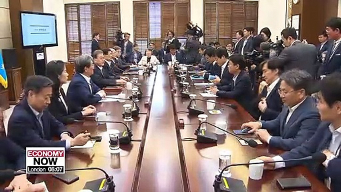 Pres. Moon says he will not sit back and watch S. Korean firms suffer from Japan's export curbs