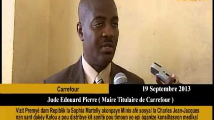 Vizit Premyè Dam Repiblik la Sophia Martelly akonpaye Minis afè sosyal la Charles Jean Jaques nan sa