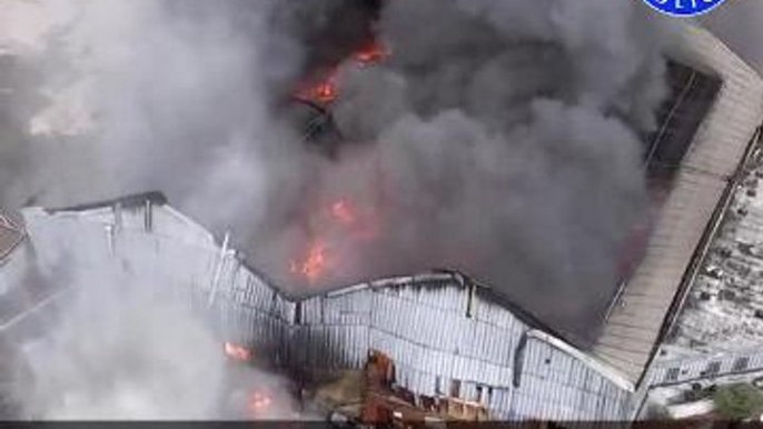 Incredible footage shows how police drone live-streamed footage of a huge blaze to guide firefighters to the heart of the inferno