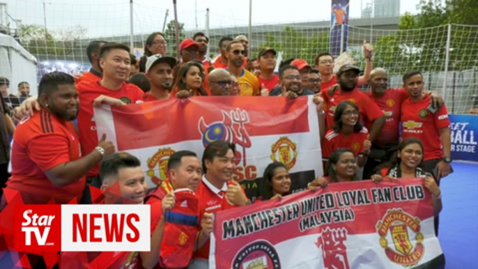 Football legend Rio Ferdinand meets Malaysian fans