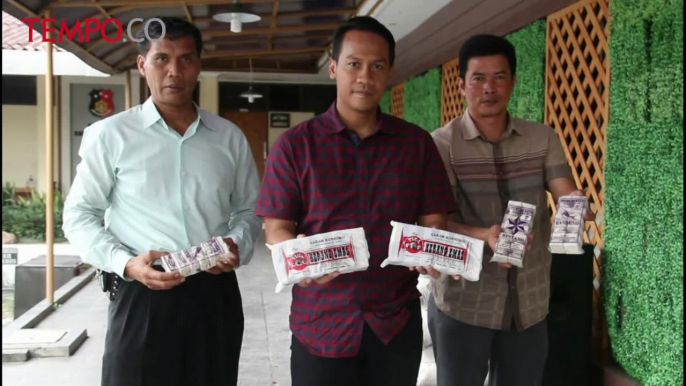 Polisi Grebeg Produksi Garam Rumahan di Semarang