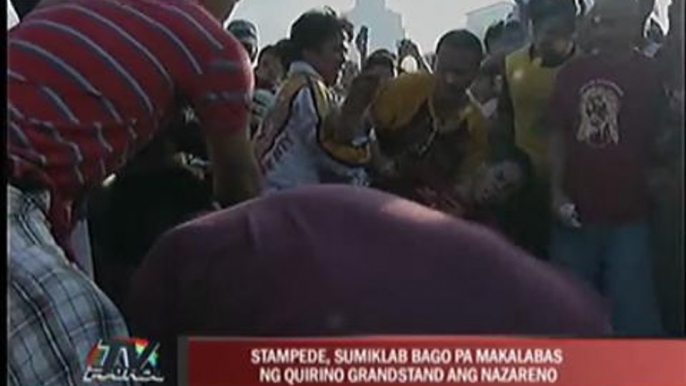 Nazarene devotees buck threats for procession