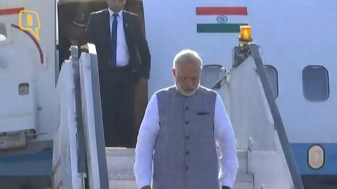 PM Narendra Modi Reaches Ahmedabad to Attend Rupani's Swearing-in Ceremony