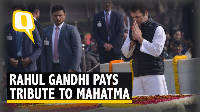 Rahul Gandhi and Manmohan Singh Pay Their Tribute to Mahatma Gandhi at Rajghat