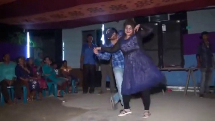 biye barir dance