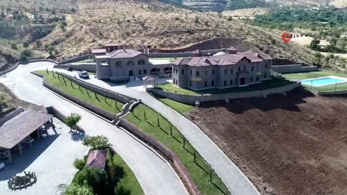 Köye "Saray gibi " otel...Mimarisi ile görsel bir şölen sunan otel havadan görüntülendi