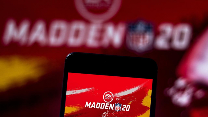 ‘Madden 20’ Glitch Turns Fumble Into Incredible 30-yard Tip Drill