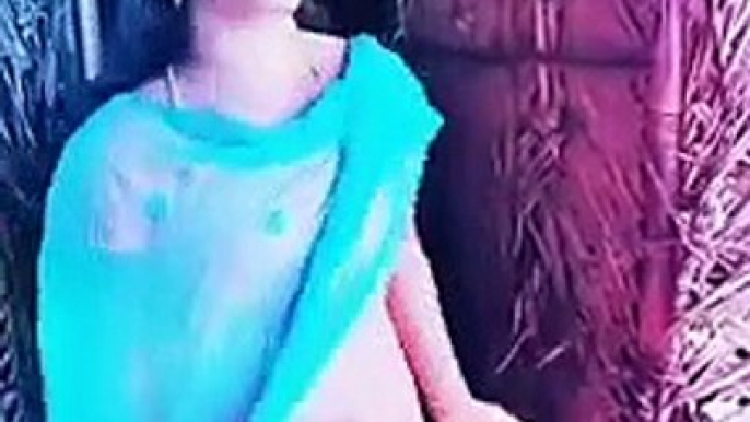 Tik tok auntys super hot saree dancing show