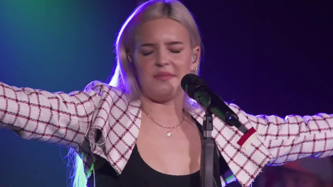 Anne-Marie - 2002 (Live At Brighton Music Hall 2018)