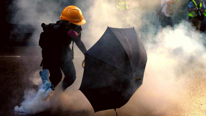 Hong Kong protests: Police use tear gas on demonstrators