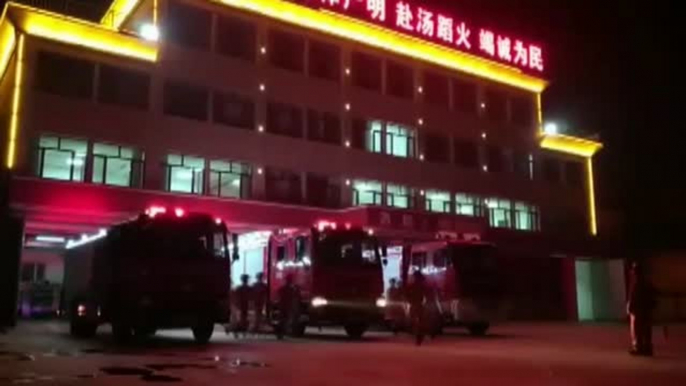 Un fuerte terremoto en la provincia china de Gansu saca a centeneres de personas de sus casas en plena noche