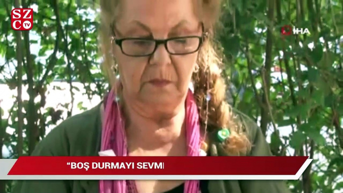 Oyuncu Fatma Belgen, sokak hayvanları için pazarda bere satıyor