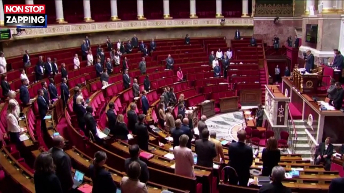 Jacques Chirac est décédé : les députés observent une minute de silence à l'Assemblée (vidéo)