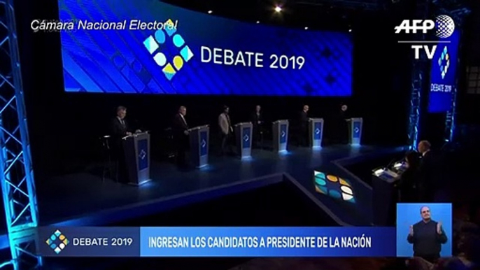 Macri y Fernández cruzan acusaciones de corrupción en debate antes de voto en Argentina