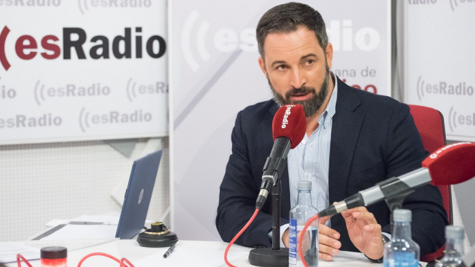 Federico Jiménez Losantos entrevista a Santiago Abascal