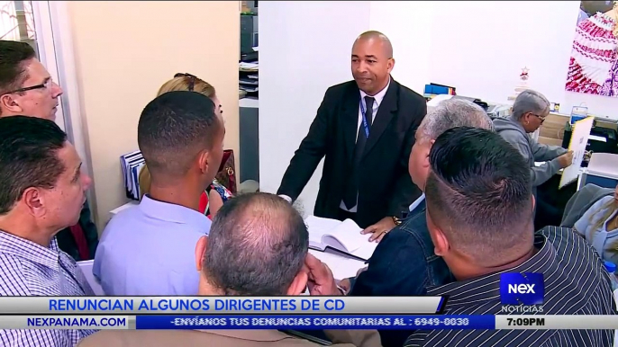 Renuncian algunos dirigentes de CD - Nex Noticias