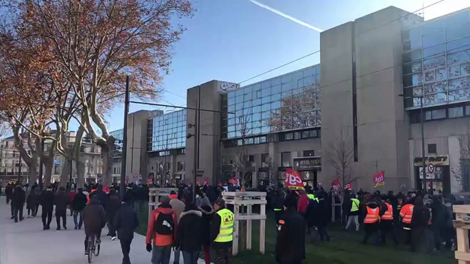 Manifestation contre la réforme des retraites à Avignon