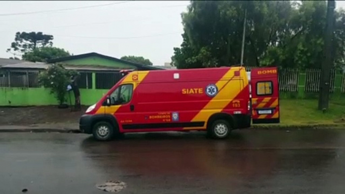 Idosa é socorrida ao sofrer queda no Bairro Interlagos