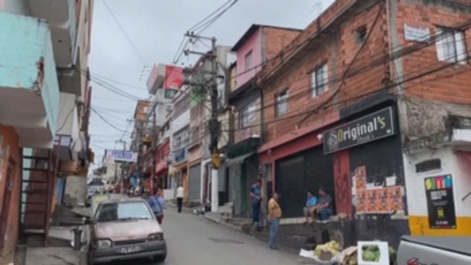 Desazón y miedo se apoderan de Paraisópolis, la favela donde murieron 9 jóvenes