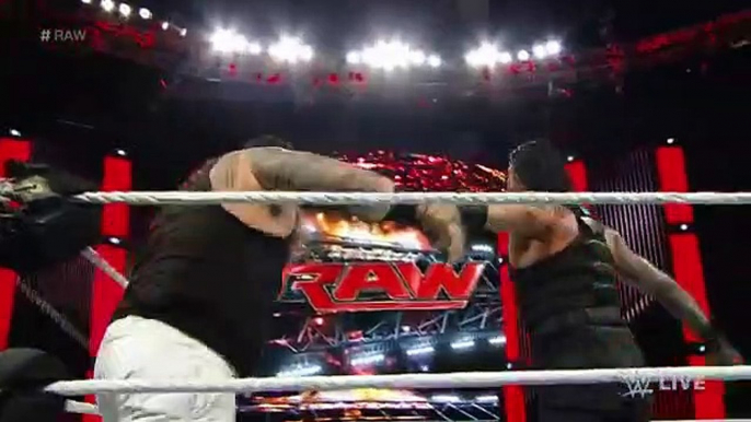 Randy_Orton_joins_forces_with_Dean_Ambrose_and_Roman_Reigns:_Raw,_Sept._21,_2015(360p)