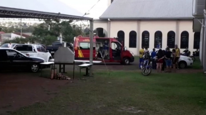 Menino fratura o braço ao sofrer queda de bicicleta no XIV de Novembro