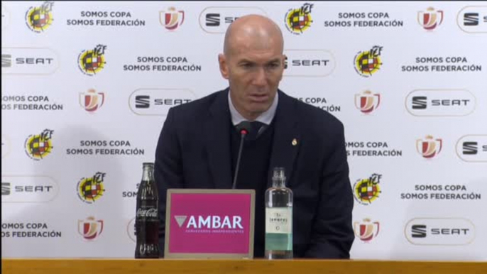 Zidane: "Lo bueno es que están todos los jugadores metidos"