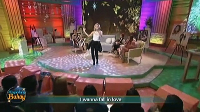 Marion Aunor sings Free Fall Into Love