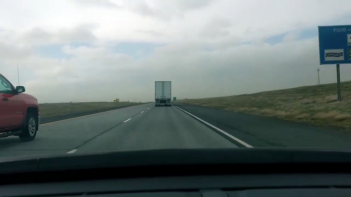 Ce qui va traverser cette autoroute aux USA est incroyable