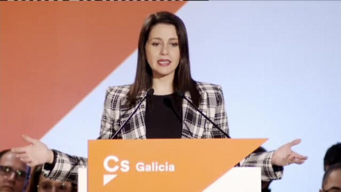 Arrimadas: "Lo único que hemos recibido del PP en Galicia es una oferta de absorción"