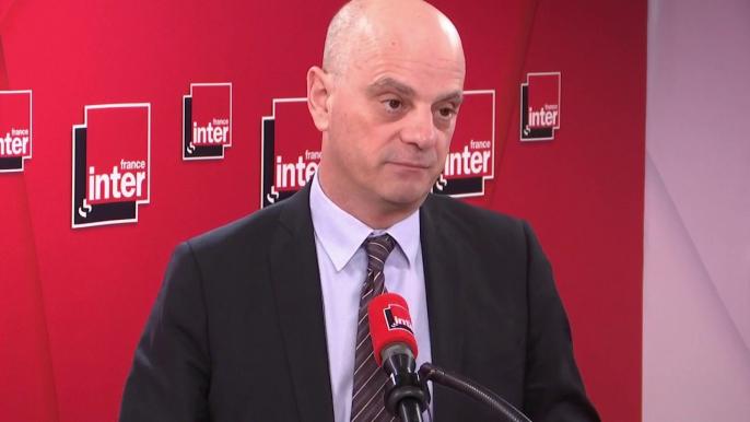 Jean-Michel Blanquer : "La seule bonne nouvelle depuis le début de tout cela, c'est que les enfants ne sont pas atteints gravement par cette maladie. Mais les fermetures d'écoles freinent l'épidémie."