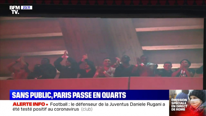 Les joueurs du PSG sont allés saluer les supporters rassemblés à l'extérieur du stade