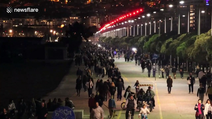 Thousands go for seafront walk in Greece despite instructions to stay home for coronavirus lockdown