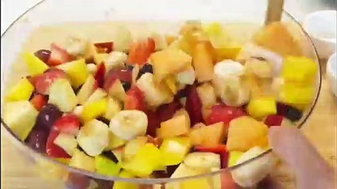 Special Fruit Chaat Recipe - Fruit chaat  Ramadan Recipe in Urdu Hindi - TRF