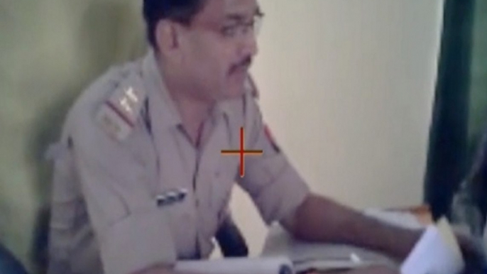 Noida Police officer caught red-handed taking bribe