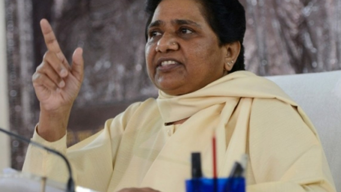 BSP chief Mayawati campaigns for Akhilesh Yadav in Azamgarh