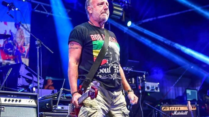 Peter Hook recalls trying to rip off Kraftwerk in tribute to the late Florian Schneider