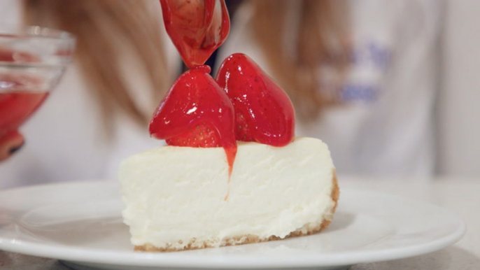 We tried 3 of the top-rated bakeries in New York to find the best classic cheesecake in town