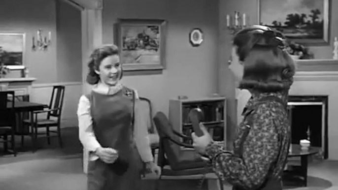 The Patty Duke Show S1E04: The House Guest (1963) - (Comedy, Drama, Family, Music, TV Series)