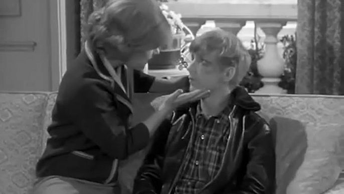 The Patty Duke Show S3E21: Big Sister Is Watching (1966) - (Comedy, Drama, Family, Music, TV Series)